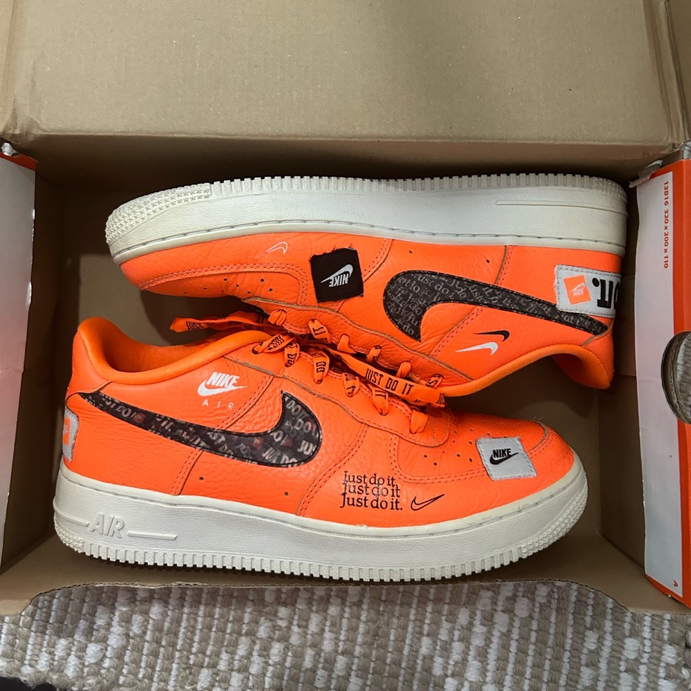 Nike Air Force 1 Low Total Orange